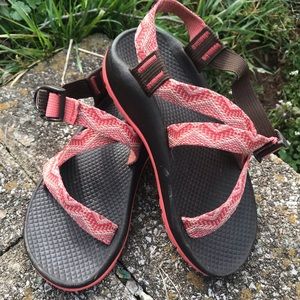 Chaco sandal girls size 2
